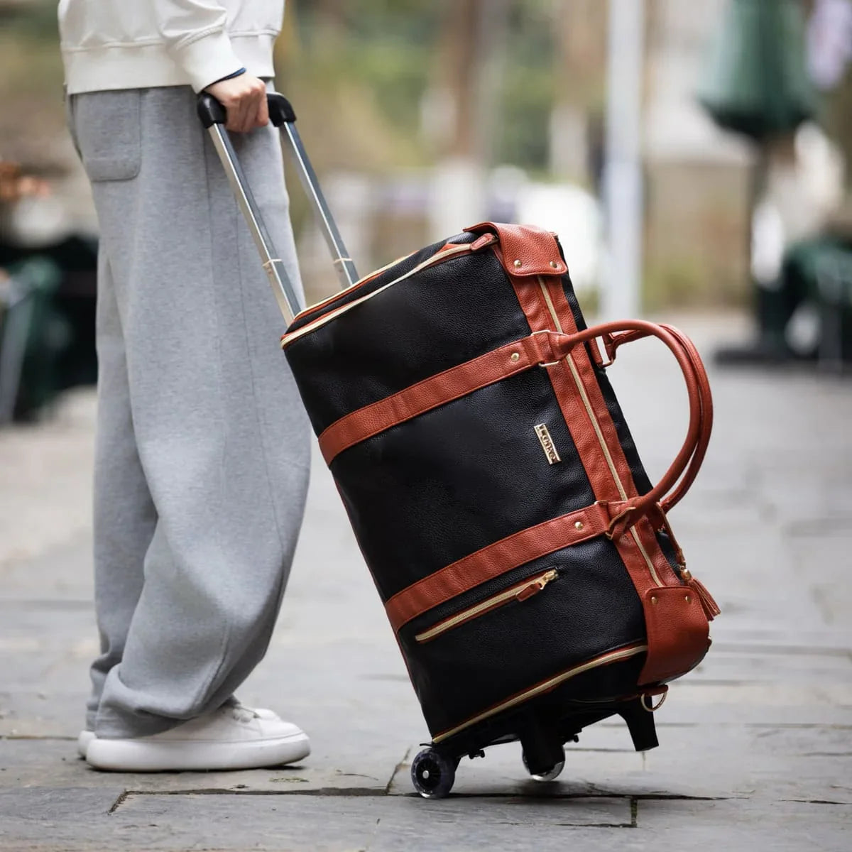 Whenaura Foldable travel bag