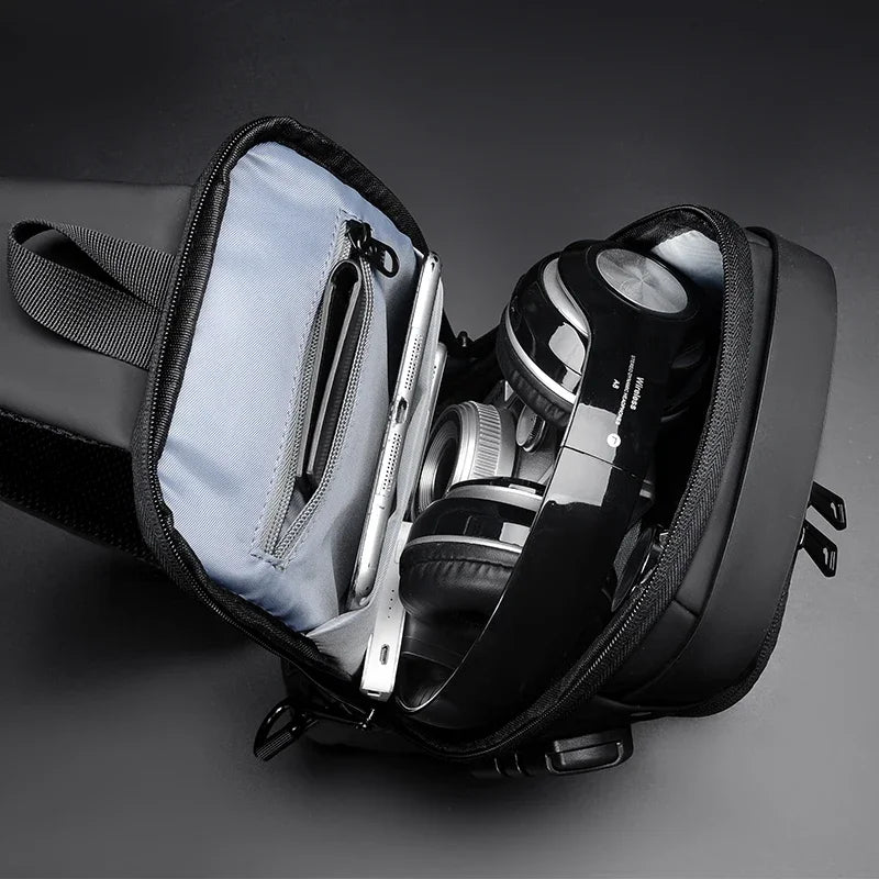 Whenaura Lockable Chest Bag