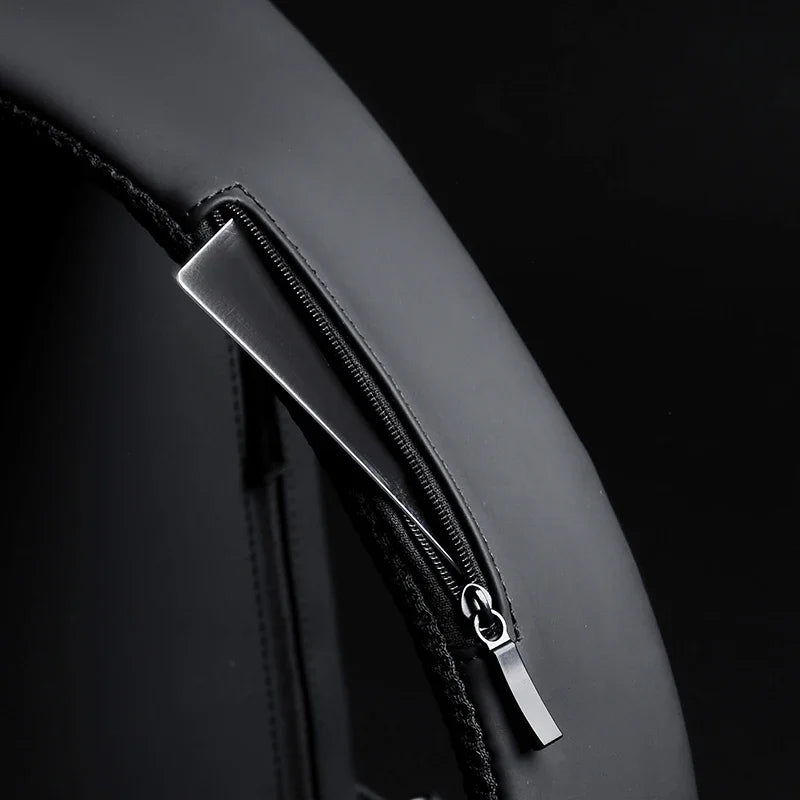 Whenaura Lockable Chest Bag